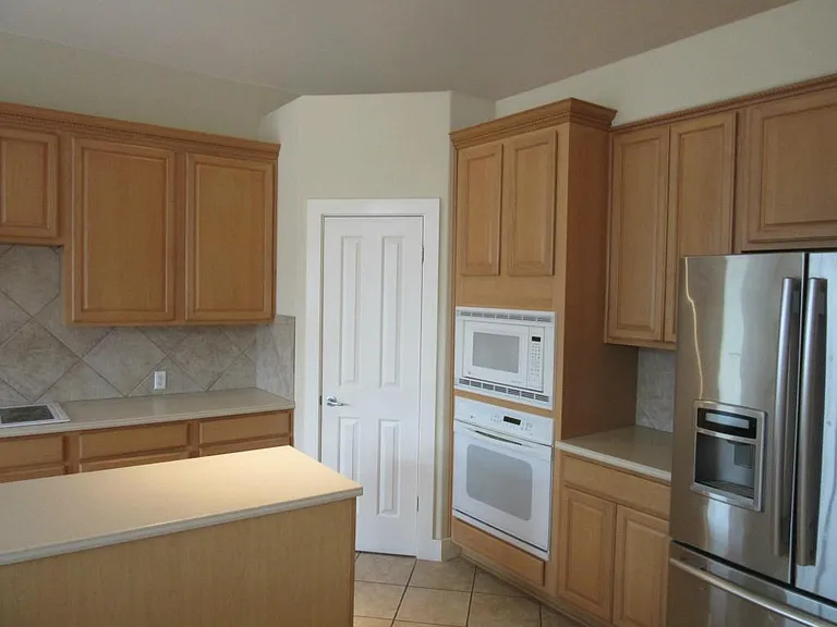 3908 Michael Neill Dr — Photo 9