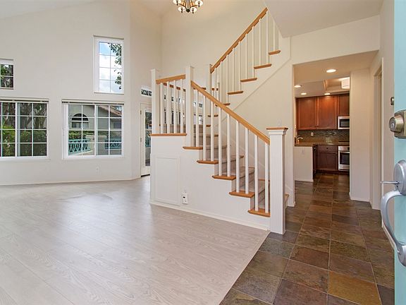 3rd image of 12602 Springbrook Dr Unit E