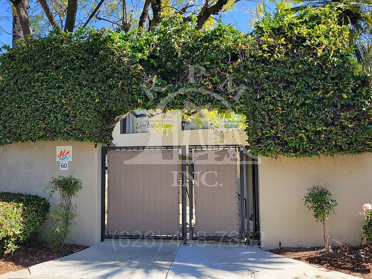 13104 Glen Ct #60 — Photo 2