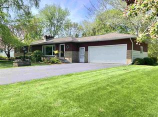 1167 Hampstead Rd, Essexville, MI 48732