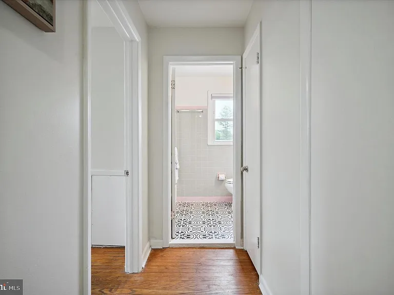 330 Williams Rd — Photo 14
