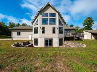 94 McClure Dam Rd, Negaunee, MI 49866