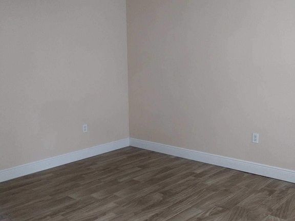 5th image of 2736 Bluestone Dr
