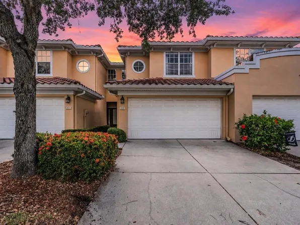 415 Barcelona Dr, Saint Petersburg, FL 33716