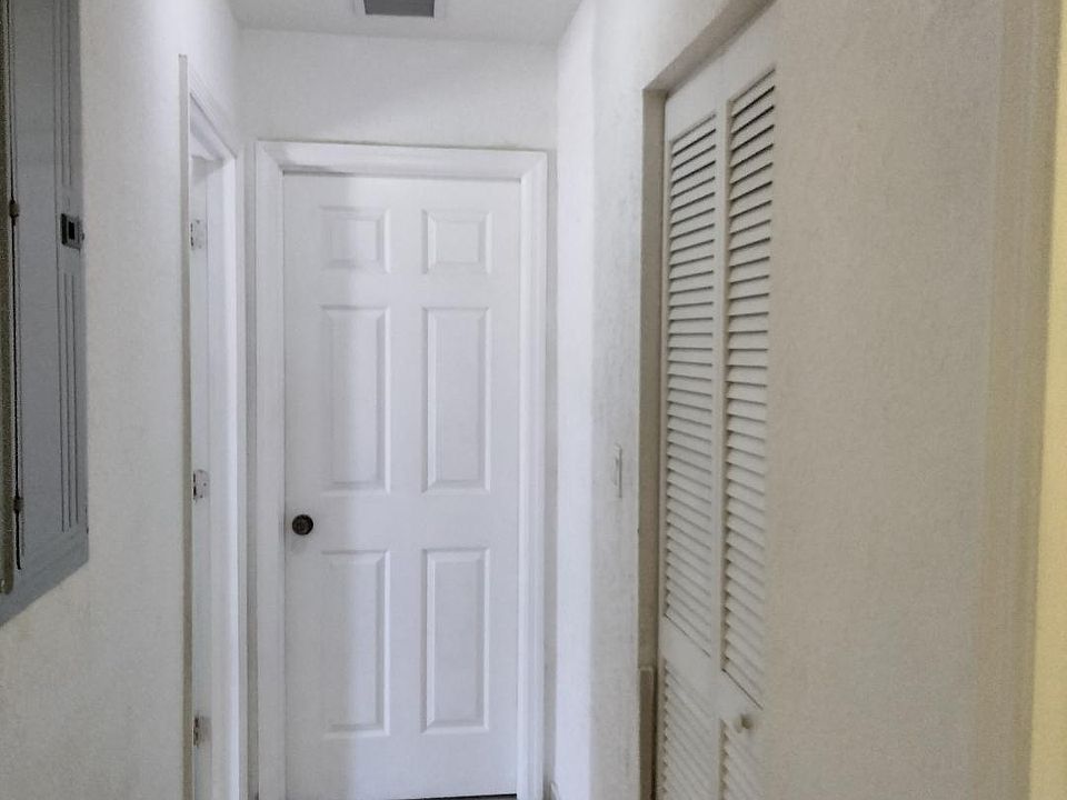 2nd image of 12760 SW 264th St