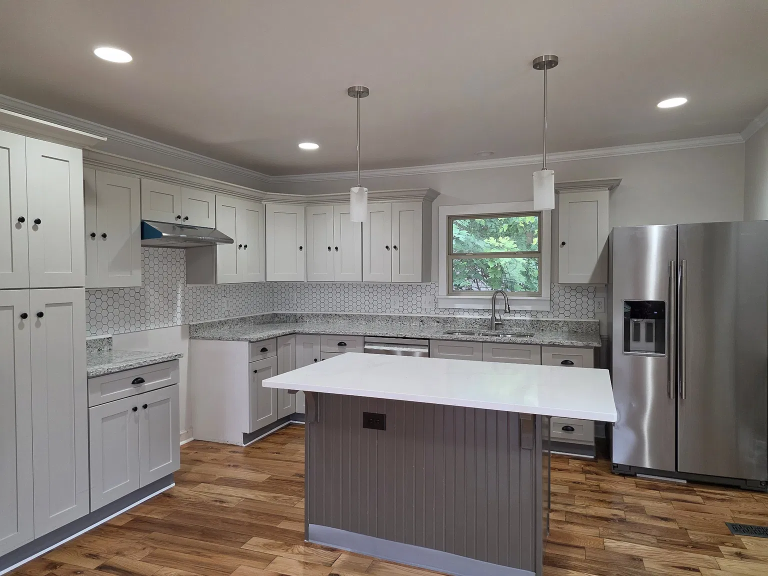 3 bed, 1344 sqft, $2,500 — Photo 1