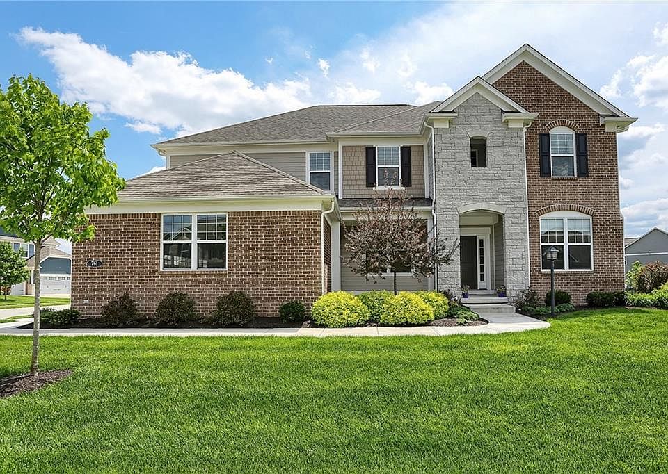 1st image of 761 Holly Lane Farms Dr