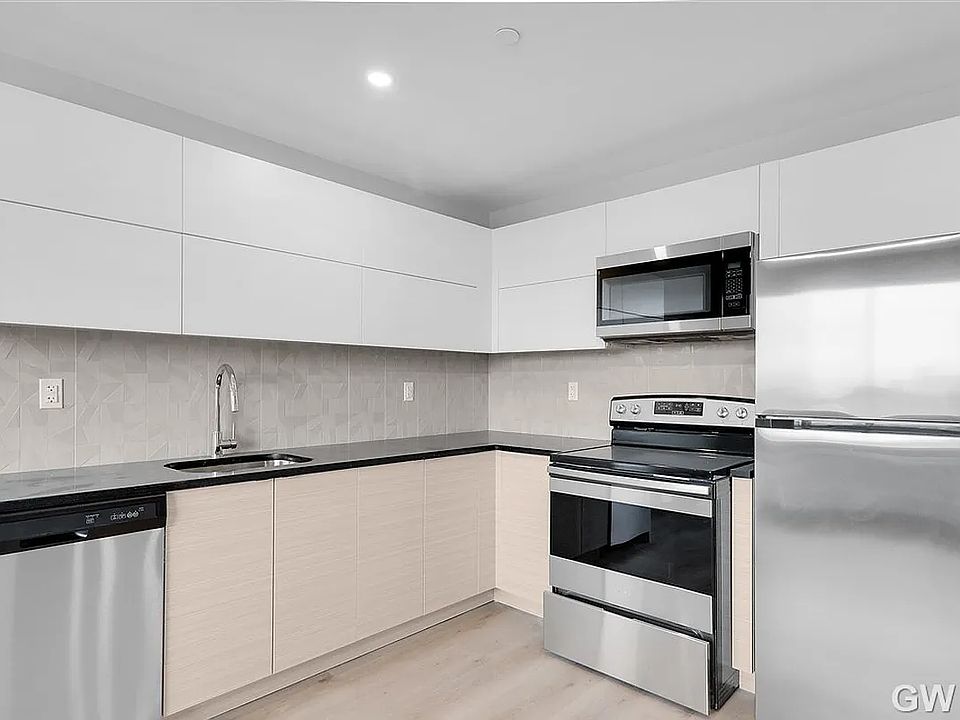 1st image of 92 Linden Blvd #4E