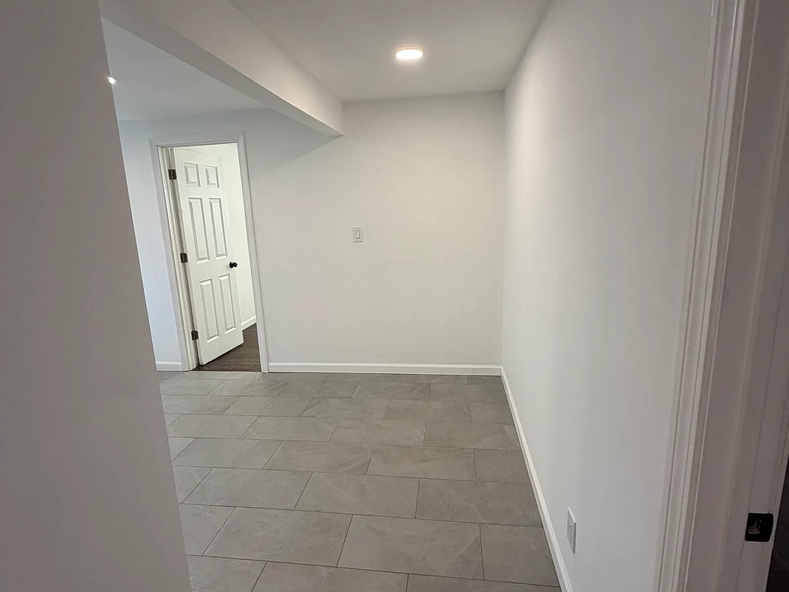 3 bed, 1400 sqft, $2,600 — Photo 2