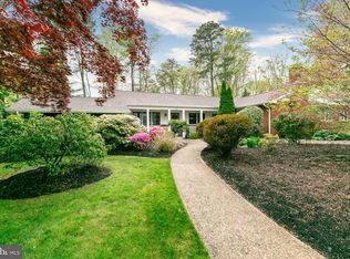 301 Fern Dr, Marlton, NJ 08053