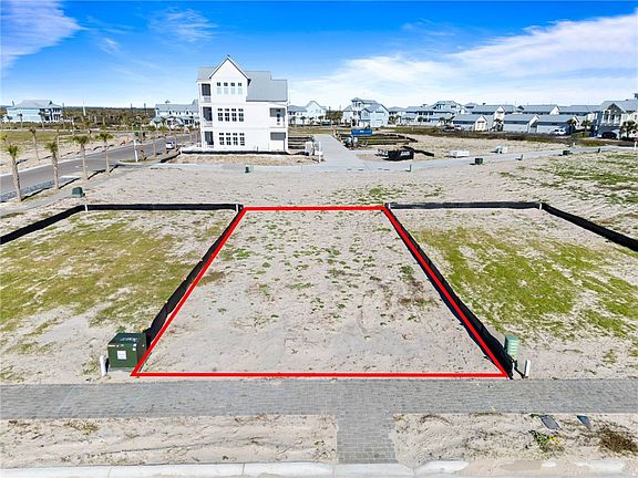 4th image of 132 SW Itchgrass Bay