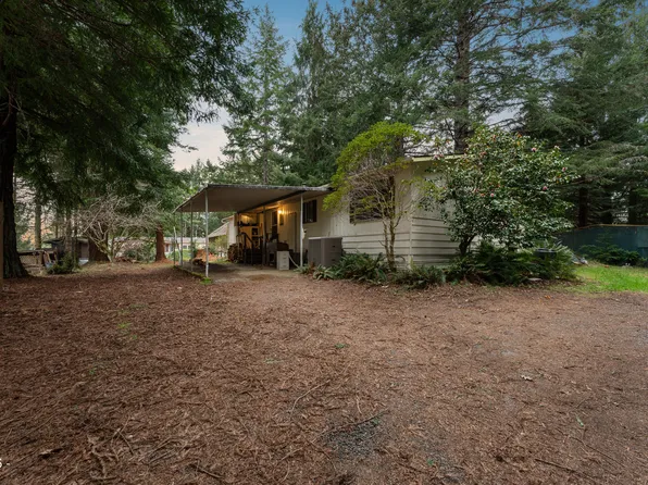326 N Deer Hill Dr, Waldport, OR 97394