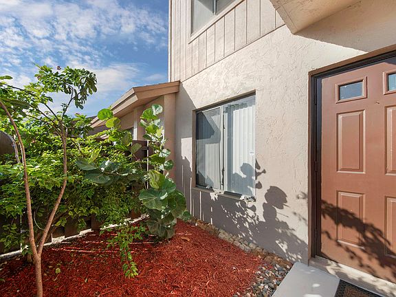 3rd image of 2265 SW 22nd Ave #1020