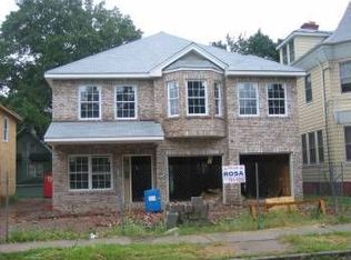 796 S 10th St, Newark, NJ 07108