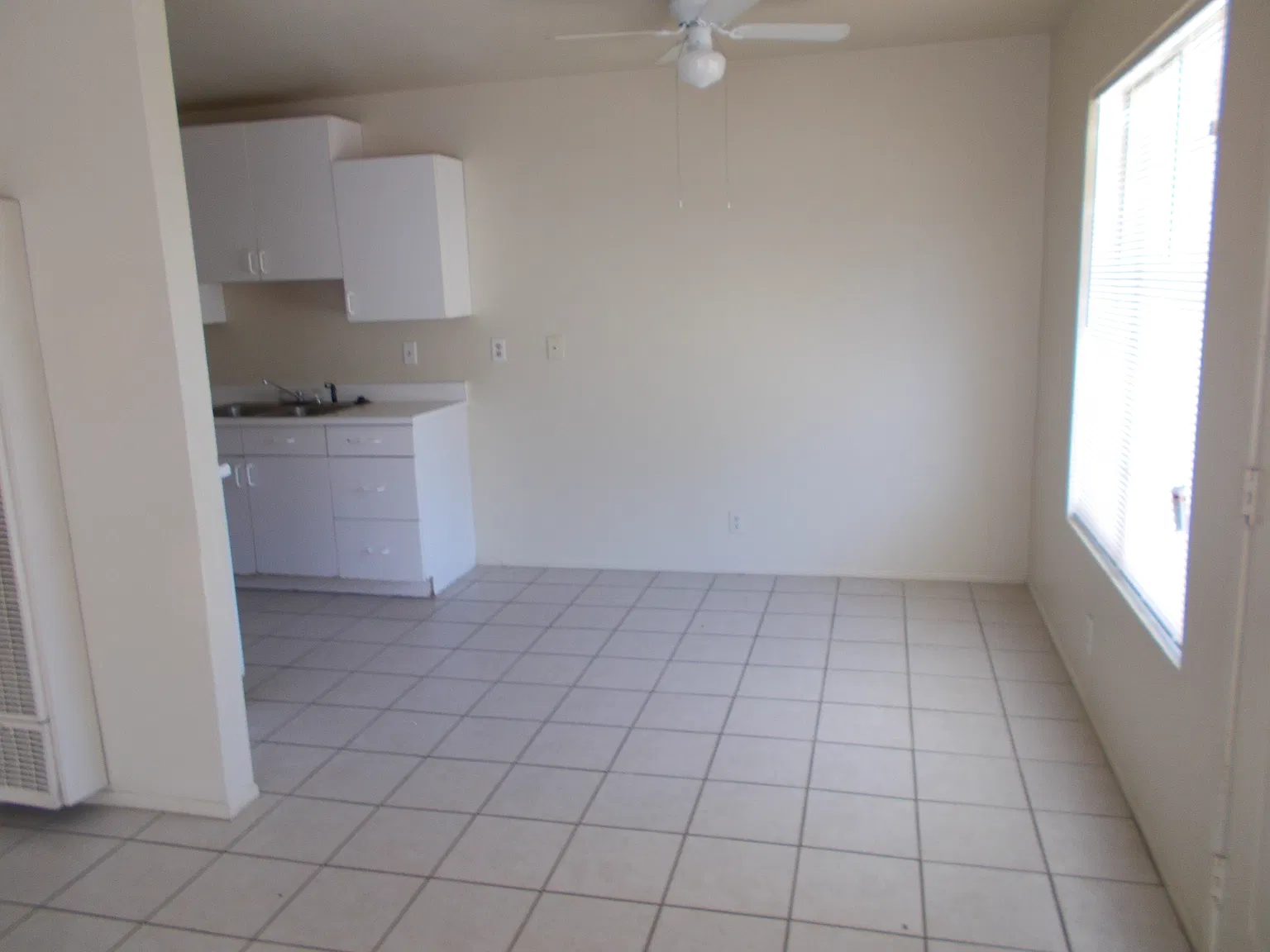 2 bed, 750 sqft, $1,195 — Photo 3
