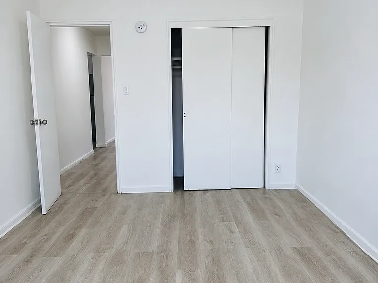 200-14 32nd Ave #2F — Photo 8