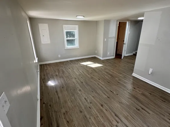 3026 Seneca St, Middletown, OH 45044