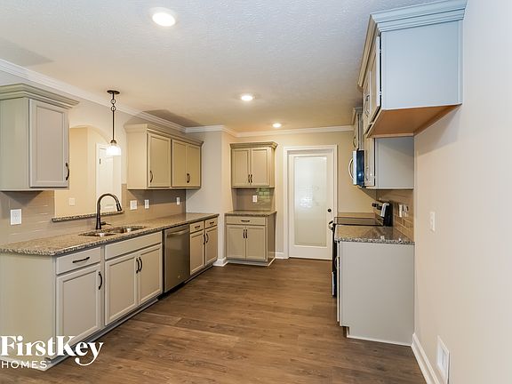 4th image of 1053 Brightwood Ct