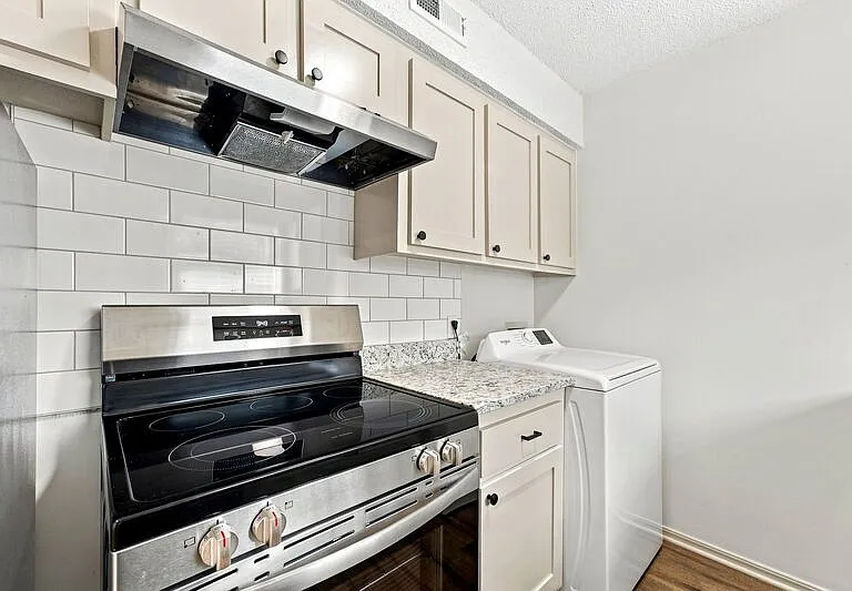 203C Jefferson St — Photo 3