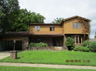 712 Rose Ln, Matteson, IL 60443