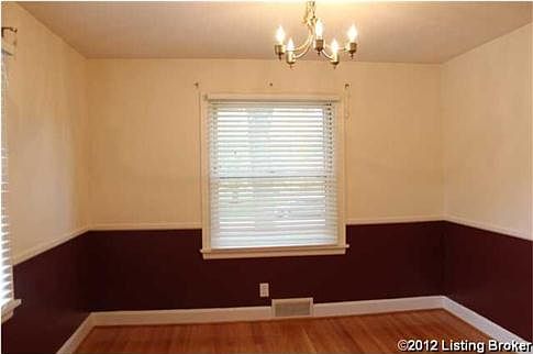 5th image of 3311 Stratford Ave