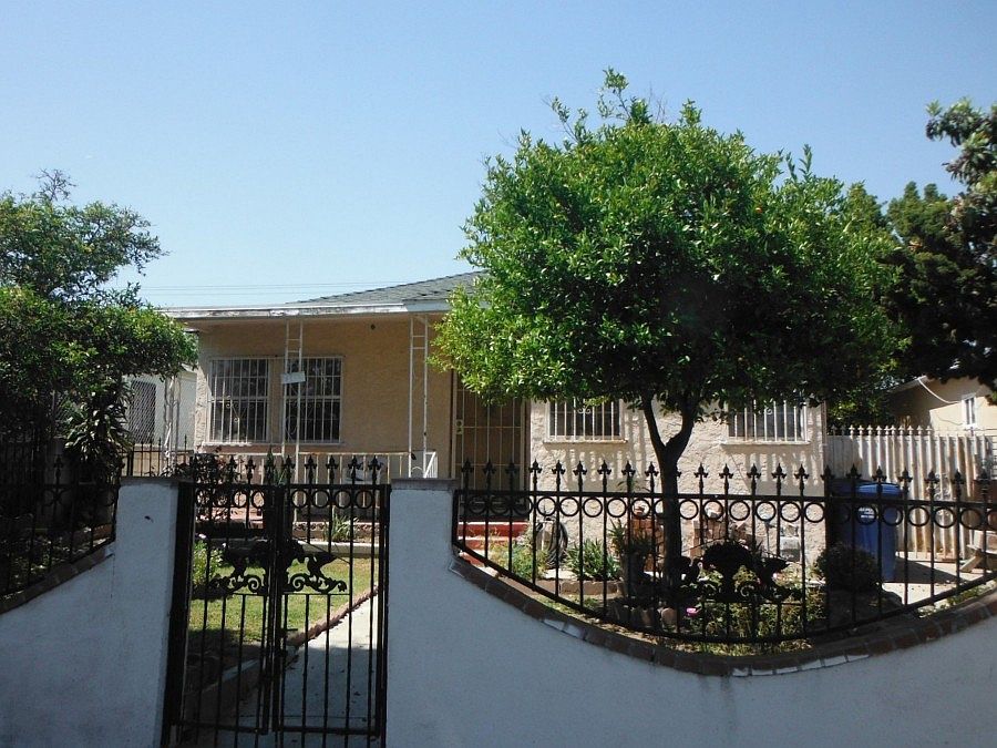1st image of 1105 E Fairview Blvd