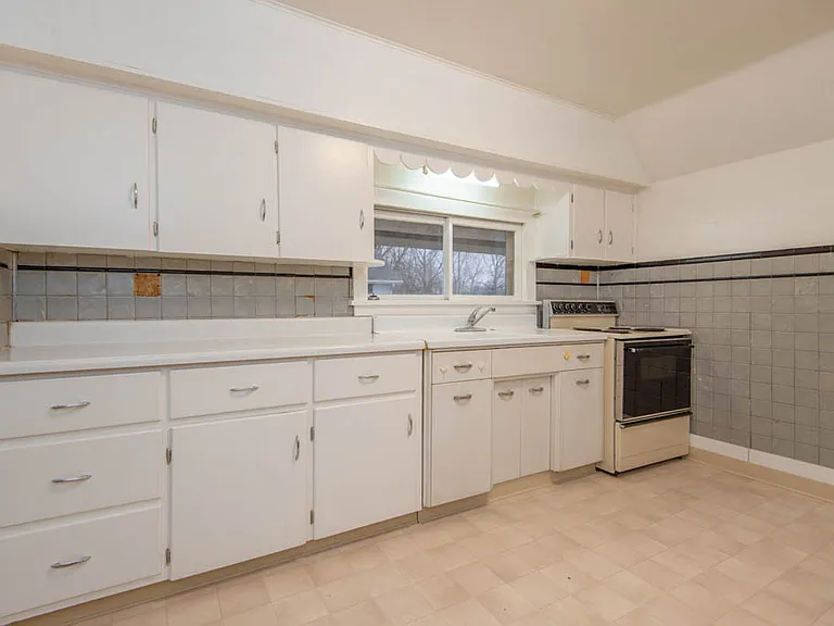 246 Grant St #UP — Photo 6