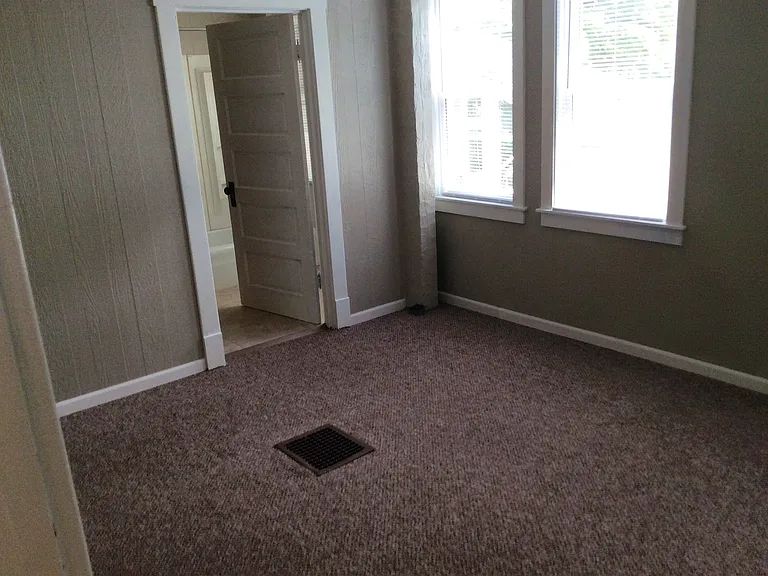 516 N Galena Ave — Photo 18