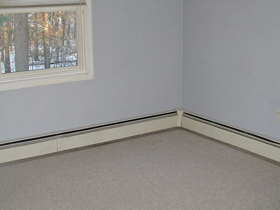 Master Bedroom, Unfurnished