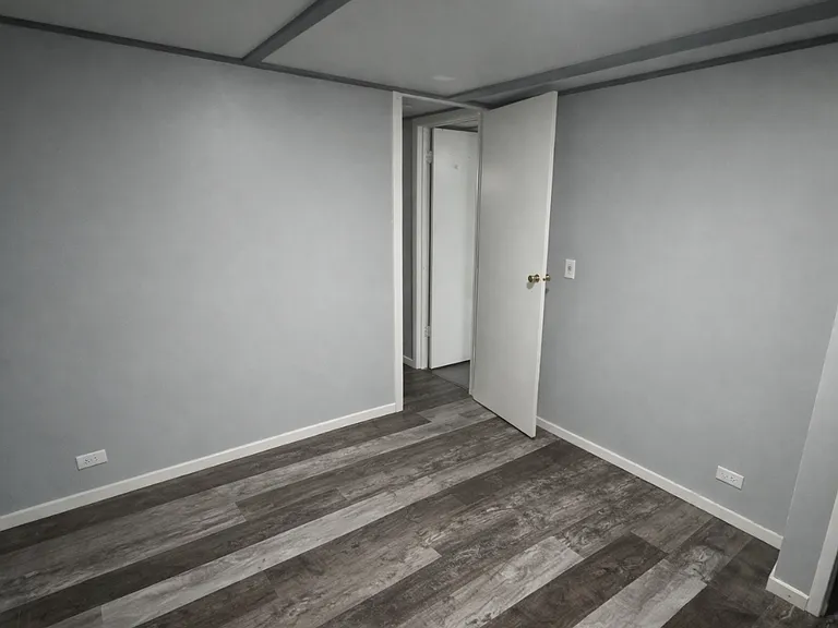 11158 Front St — Photo 17