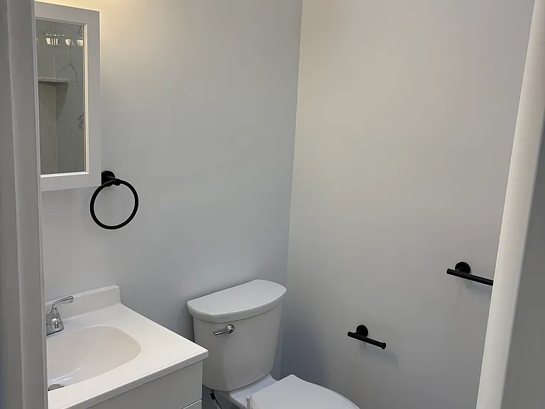 763 Sanford St #2 — Photo 4