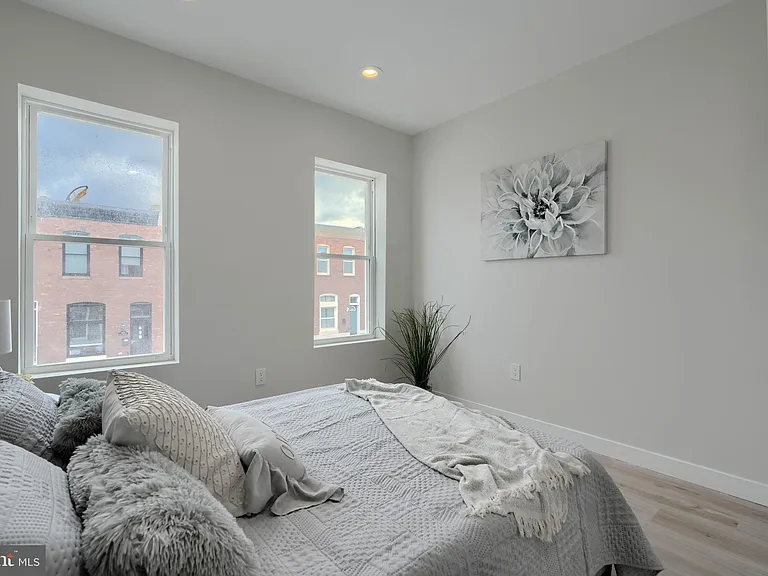 602 S Streeper St — Photo 11