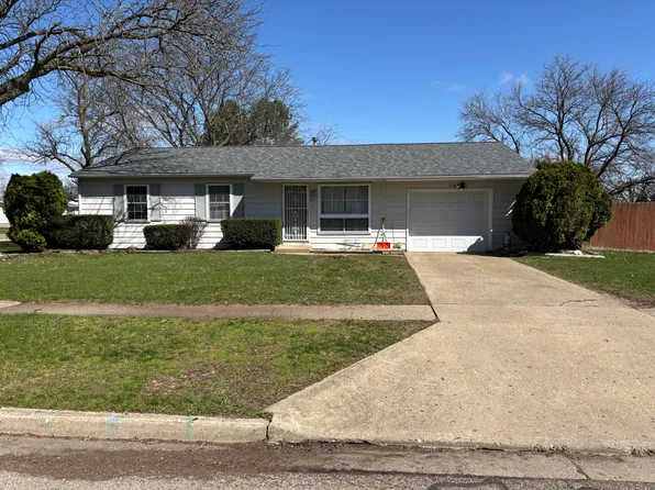 1105 S Ohio Ct, Sturgis, MI 49091