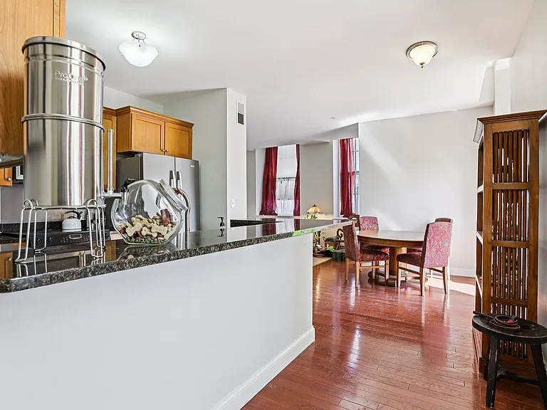 1515 Lafayette Ave #114 — Photo 10