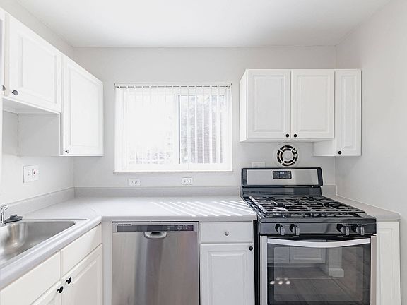 2nd image of 1100 Indian Circle Dr #1108D