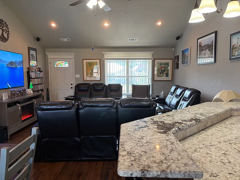 12 Jaguar Dr — Photo 8