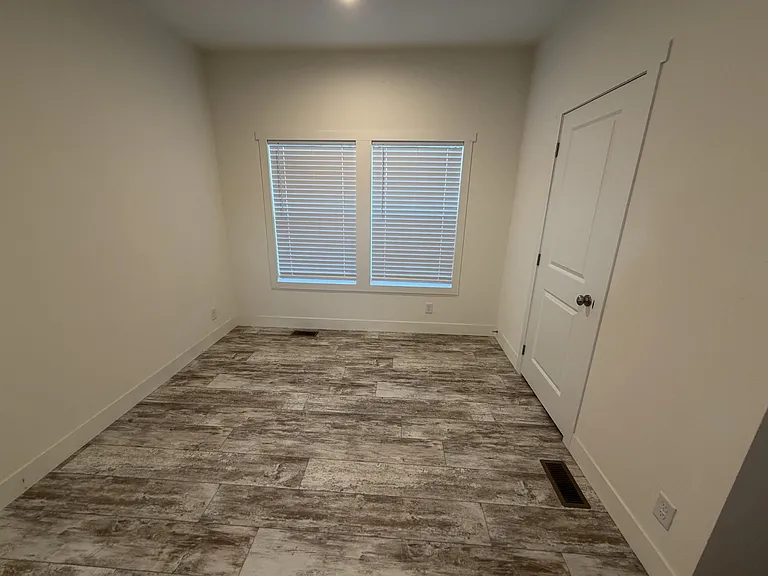 9441 Domer Rd — Photo 10