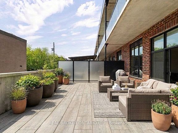 2nd image of 21 Matchedash St S #204