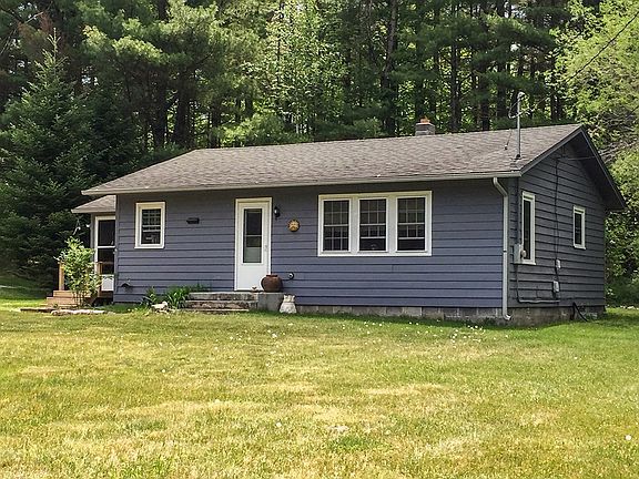 2nd image of 17 Howard Heights Ln