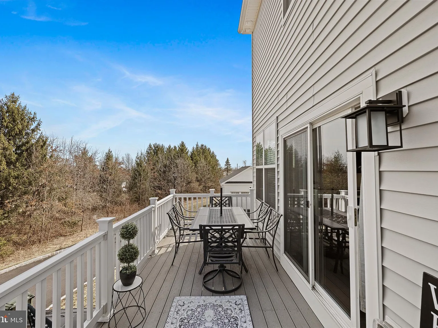 3 bed, 2.5 bath, 1870 sqft, $3,000 — Photo 3