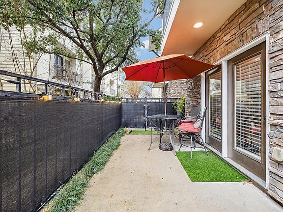 5th image of 1110 W 25th St