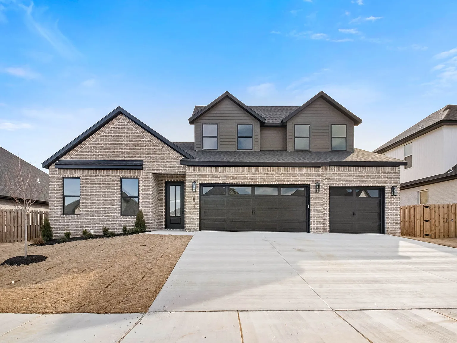 4 bed, 2484 sqft, $2,850 — Photo 1