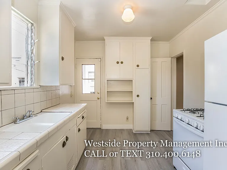 149 S Elm Dr #151C — Photo 5