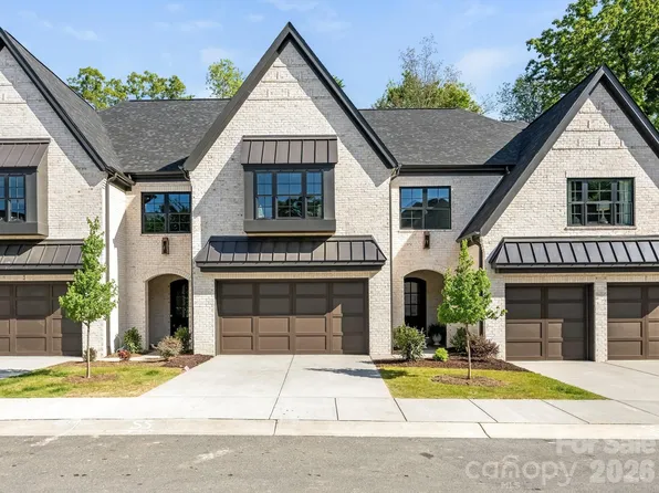 405 Audrey Pl, Charlotte, NC 28226