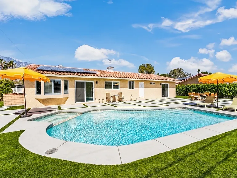 2240 N San Gorgonio Rd — Photo 20