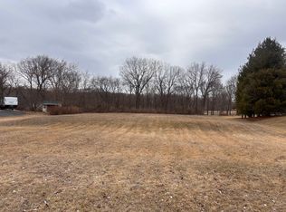 706 W Sycamore St, Millington, IL 60537