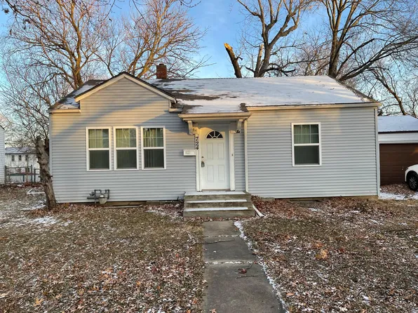 724 SW Lindenwood Ave, Topeka, KS 66606