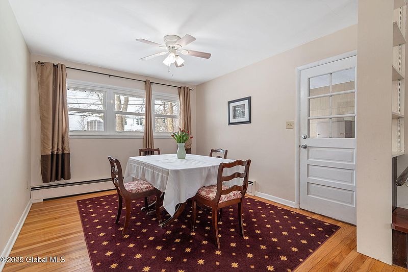 5th image of 22 Elmwood Street