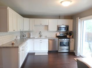 806 Vera Cruz St, Jackson, MI 49203