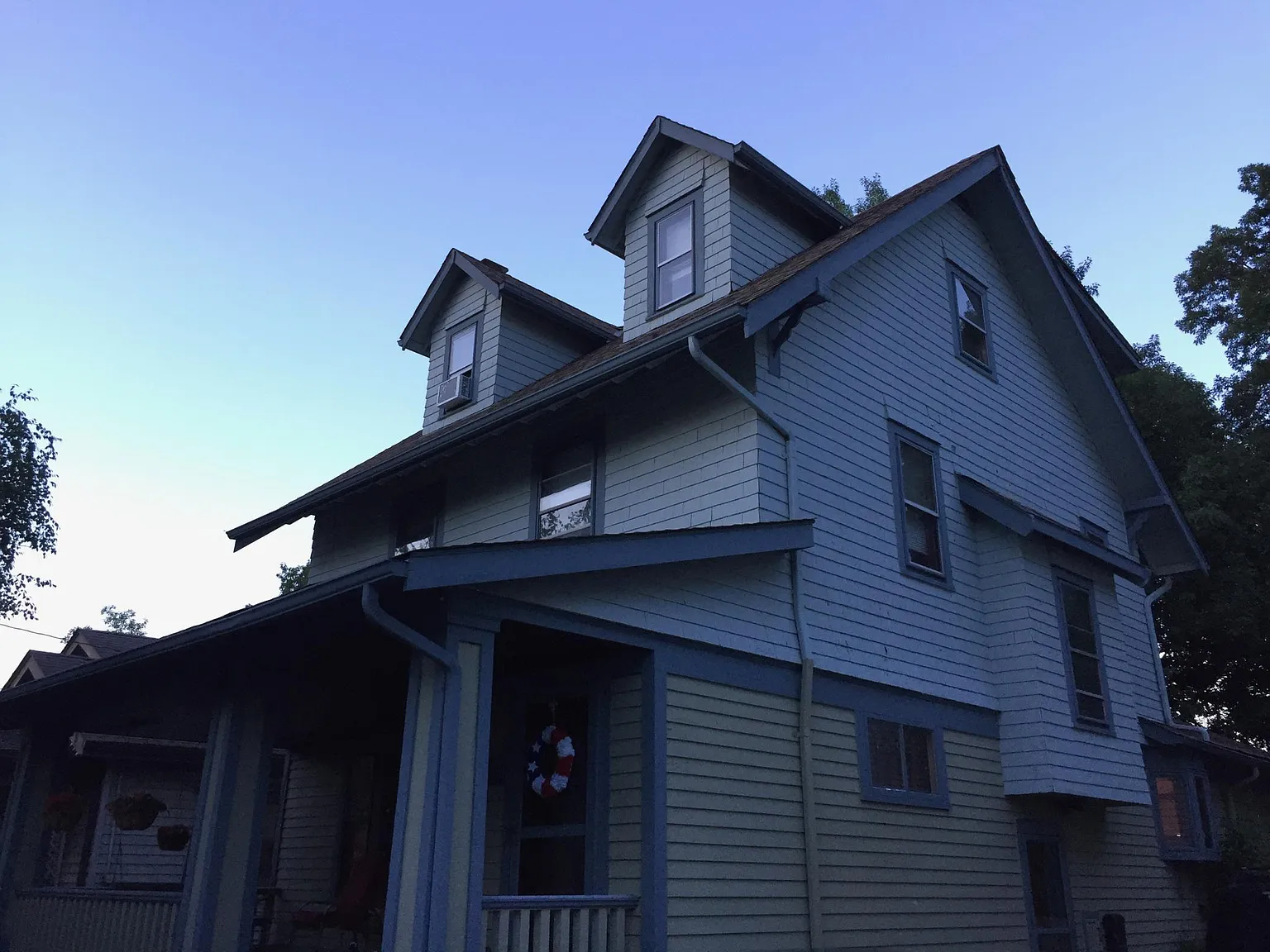 1595 Elmwood Ave — Photo 2